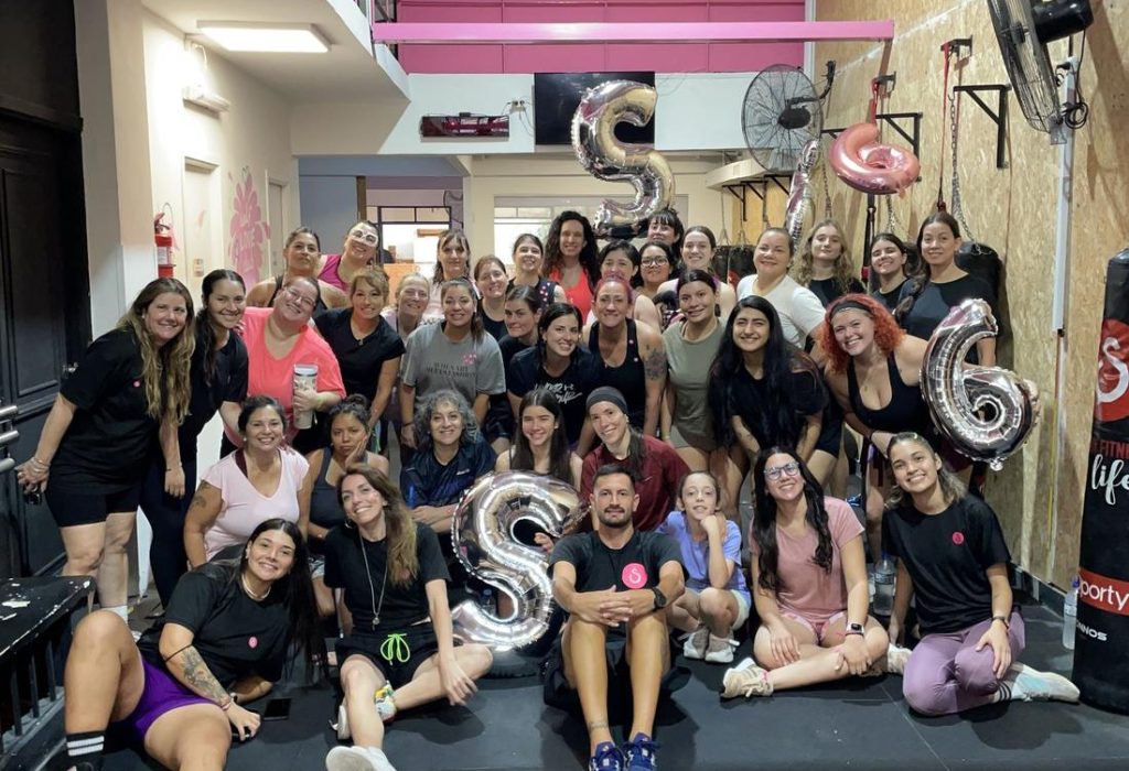 03-sporty-woman-comunidad-alumnas-aniversario-6-anos